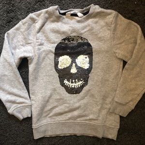 H&M Kids Flip Sequin Skull Sweatshirt sz 6-8 HALLOWEEN